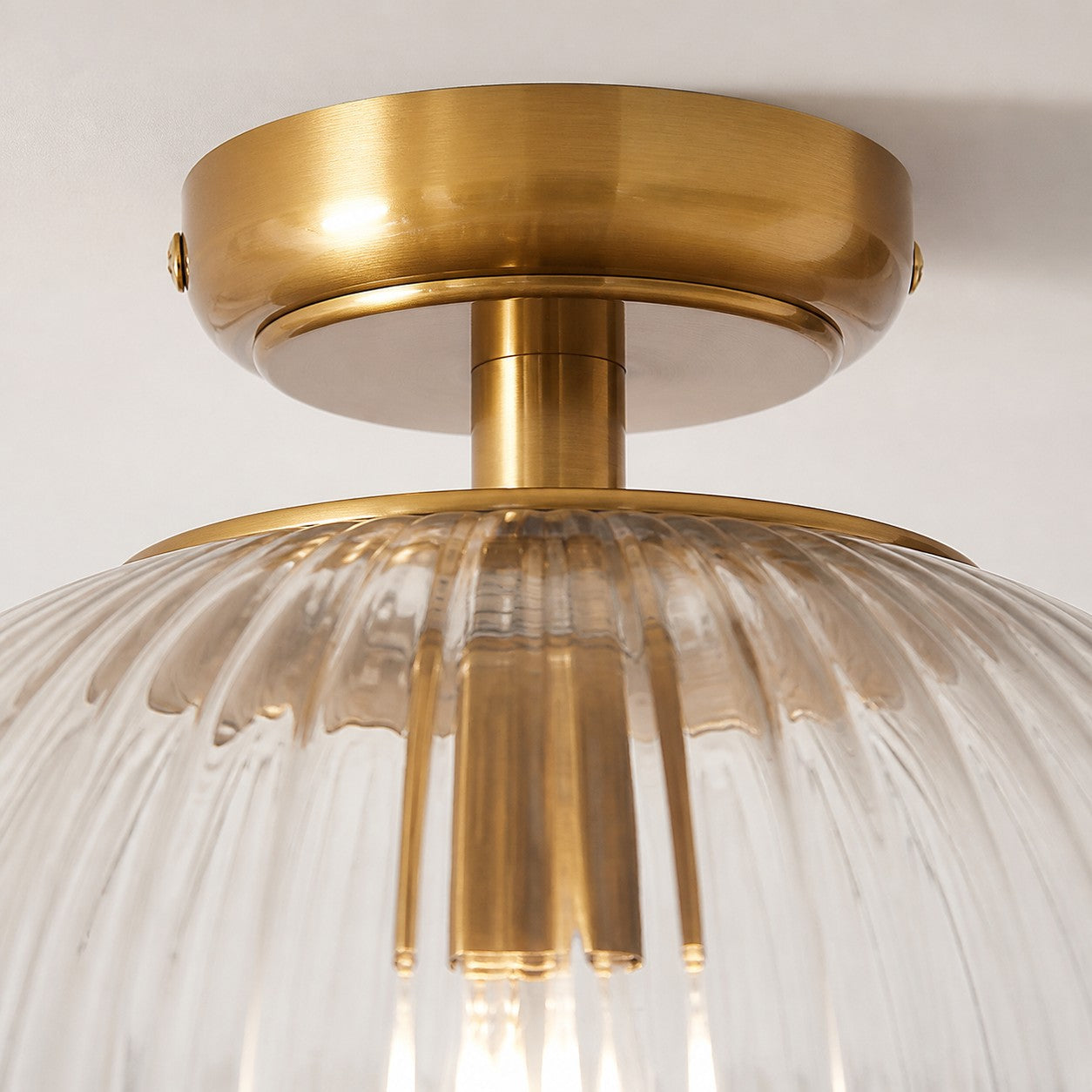 Luntra Deckenleuchte mit geripptem Glas – Elegante Deckenleuchte für Flure und Schlafzimmer