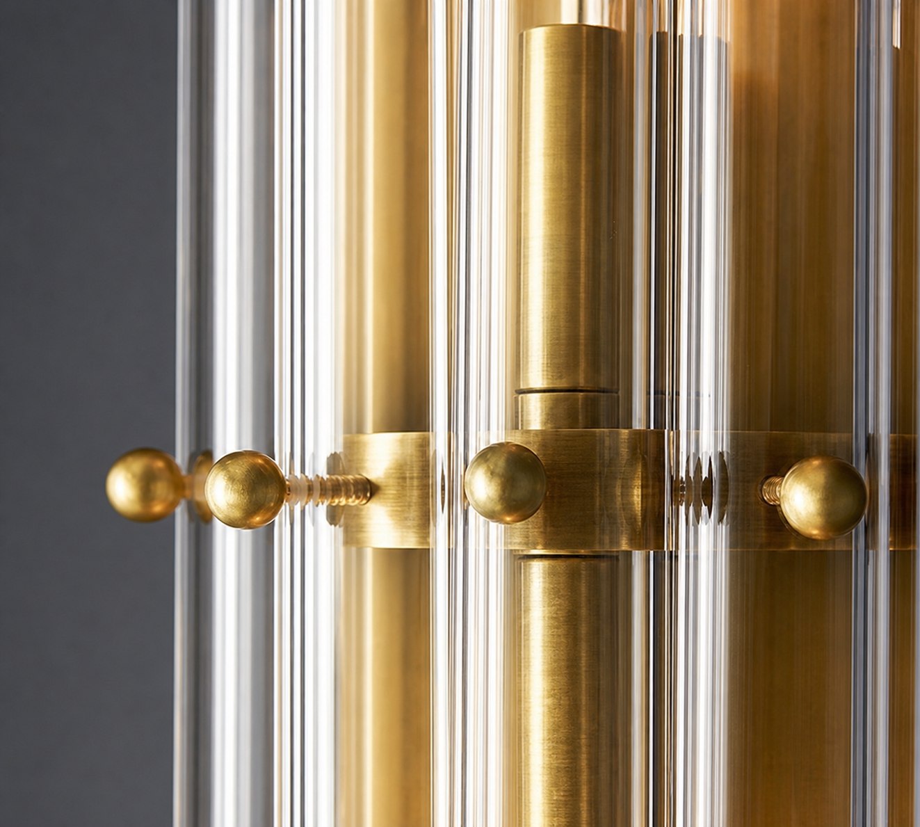 Lumora Kristall-Wandleuchte – Elegante Beleuchtung für Flur &amp; Schlafzimmer