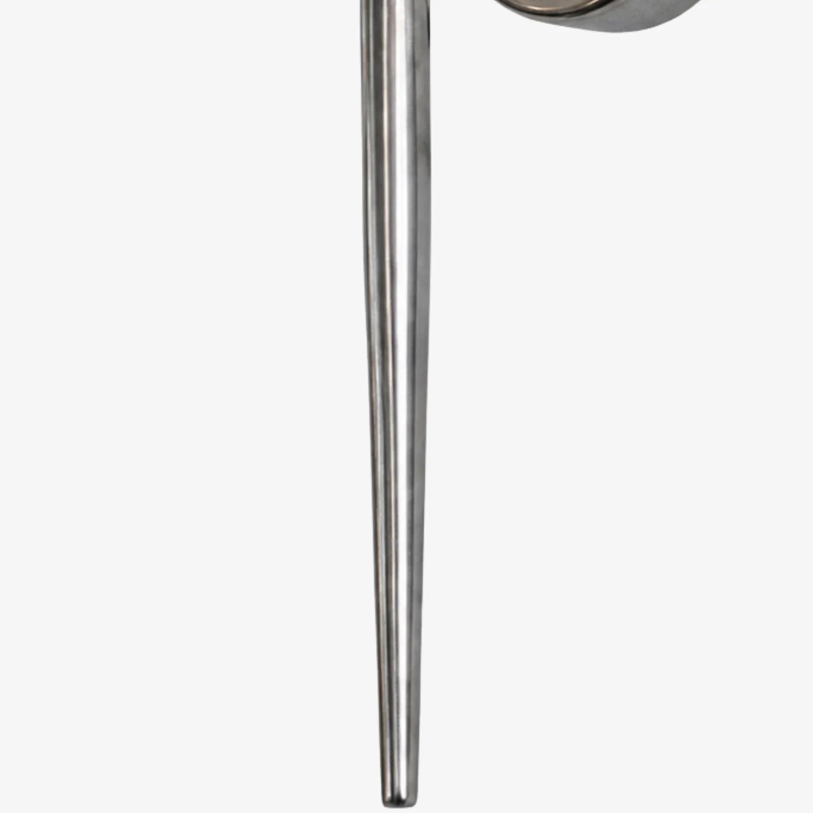 Slender chrome rod detail