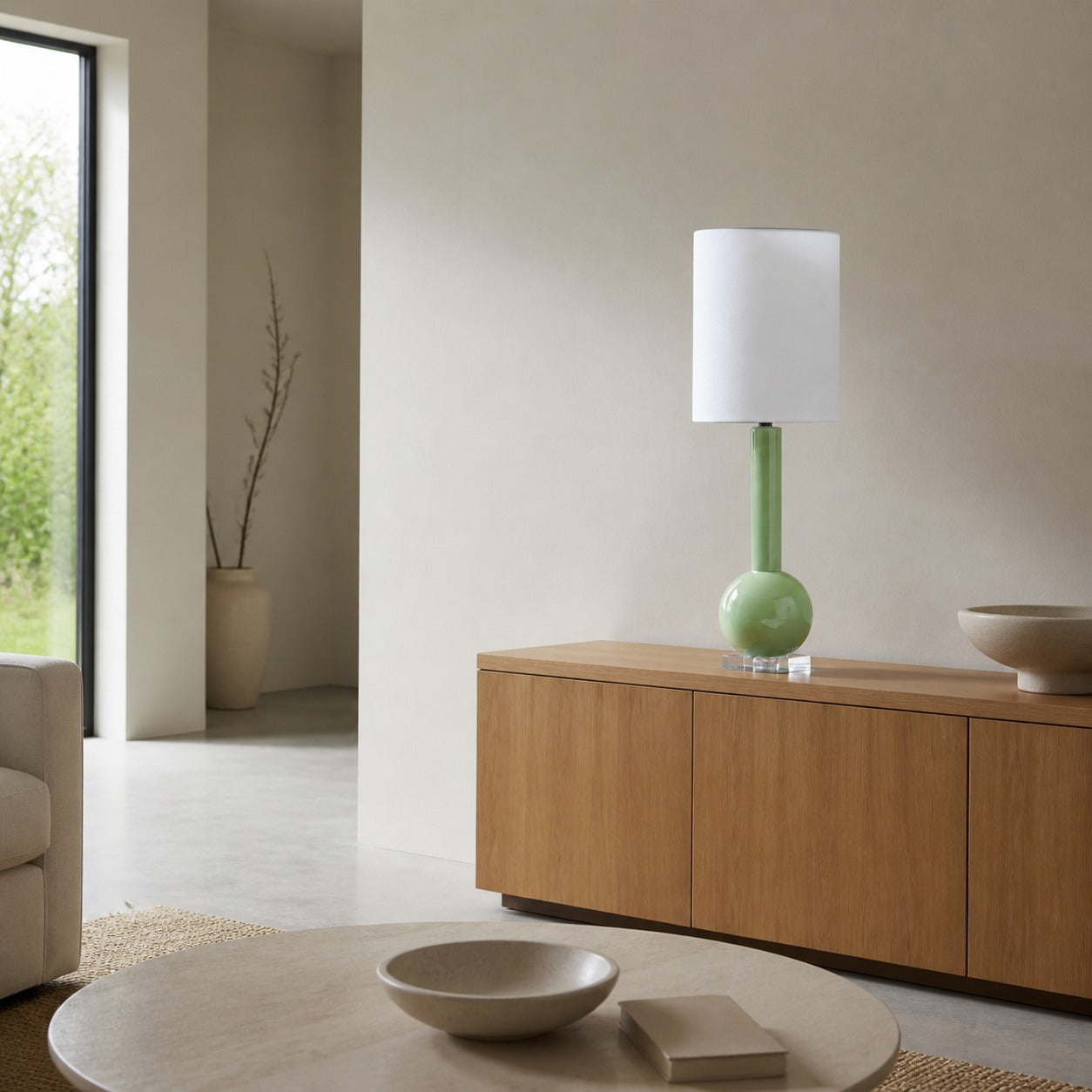 Savara Minimalistische Tischleuchte – Klare Glasform mit Stoffschirm für Schlafzimmer