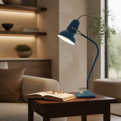 Modryx Mini Table Lamp – Pyramid Base Classic Heritage Design for Home
