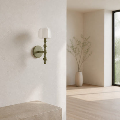 Savara Moderne Wandleuchte mit gebogenem Sockel – Sanfter, diffuser Stoffschirm für Flure und Wohnzimmer