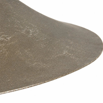 Close view of the softly weathered shade edge