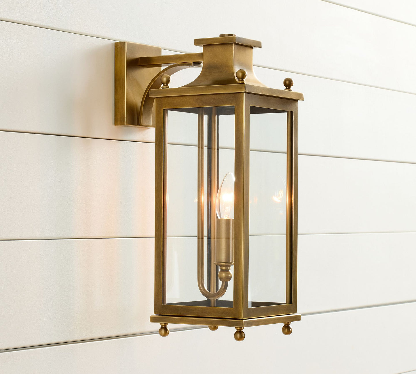 Yolvira Outdoor Lantern Sconce – Versatile Wall Light for Porch, Patio, or Corridor