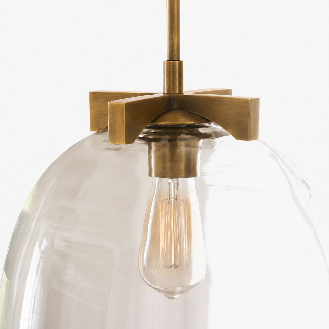 Auria Pendelleuchte aus Metall und Messing – Vintage-Finish mit Glasschirm