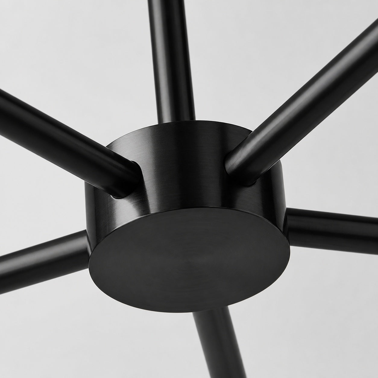 Conica Skulpturaler 5-flammiger Kegel-Kronleuchter – Moderne Glasbeleuchtung für Zuhause