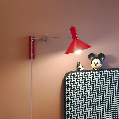 Moderne Bauhaus Schwenkbare Wandleuchte für Esstisch mit Kabel und Stecker