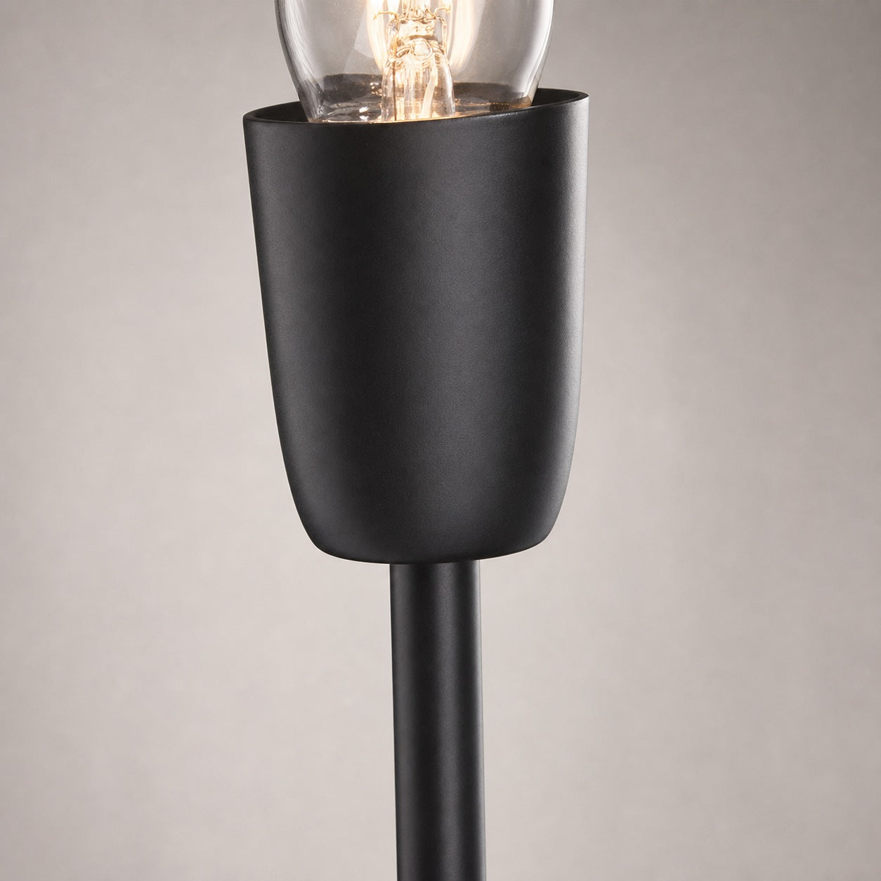 Ferrix Industrielle Wandlampe - Eisen und Glas für Garten & Terrasse