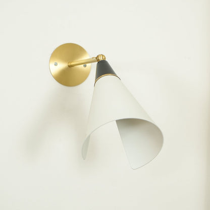 Magari Mid Century Wandleuchte Messing Schwenkbar