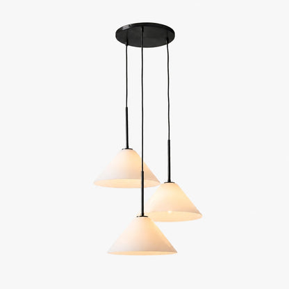 Conica 3-flammiger Kegel-Kronleuchter – Skulpturale Pendelleuchte aus Glas im modernen Stil