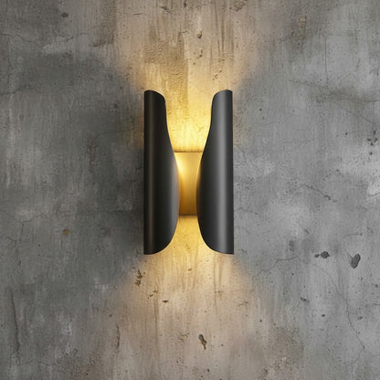 Auregon Artistic Sculptural Wall Sconce – Abstract Coiled Metal Wall Light for Hallway or Living Room