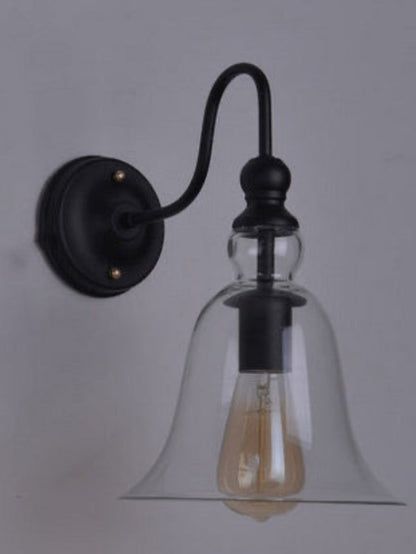Moderne Wandleuchte im Industriestil mit Uhr und klarem Glas