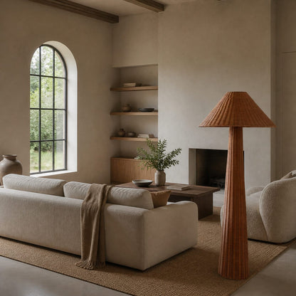Wickara Stehlampe aus gewebtem Rattan – Skulpturales Rattan-Design im natürlichen Rattan-Stil, geeignet für Wohnzimmer und Schlafzimmer