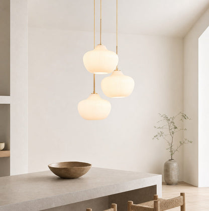 Rivrona Kronleuchter aus geripptem Glas mit 3 Lichtern – Skulpturale moderne Beleuchtung für Zuhause