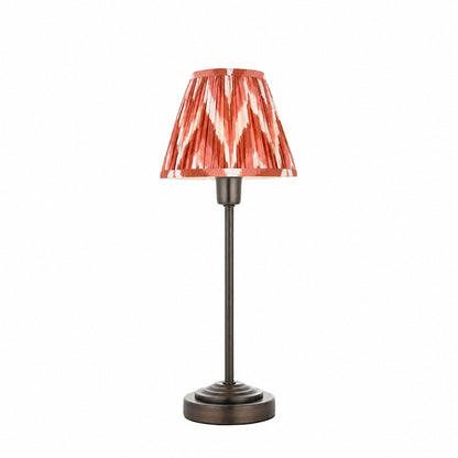 Bronzuno Tischleuchte mit gemustertem Stoff – Ausführung in Messing oder Bronze, modern-bohemischer Stil, ideal für Nachttisch und Wohnzimmer
