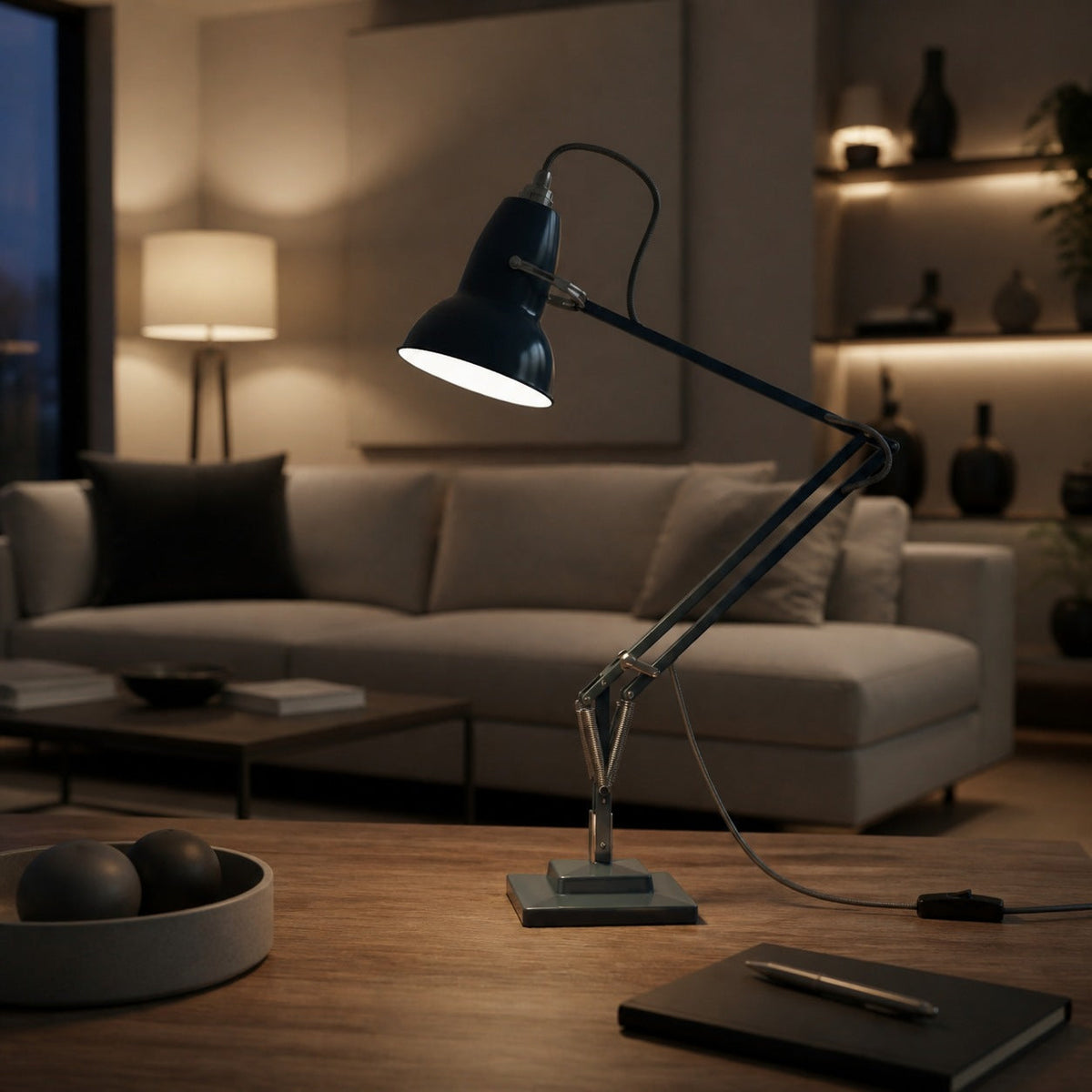 Modryx Vintage Adjustable Desk Lamp – Industrial Task Light for Home Offices