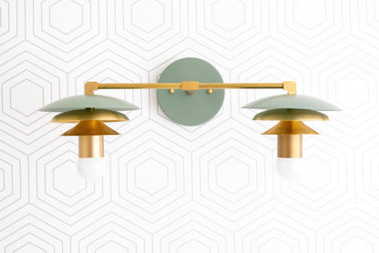 Artivo Layered Brass Design – Scandinavian Style – Wall Sconce – Ideal for Modern Bathrooms
