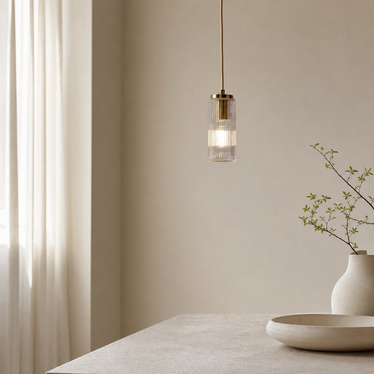 Rivora Pendelleuchte aus geriffeltem Glas – Moderner gerippter Schirm