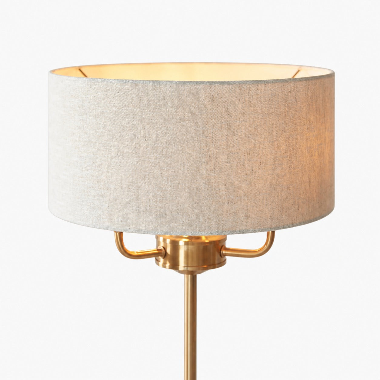 Tela Tischleuchte mit 1 oder 3 Leuchten – Modernes Leinen- und Metalldesign für Nachttisch oder Wohnzimmer