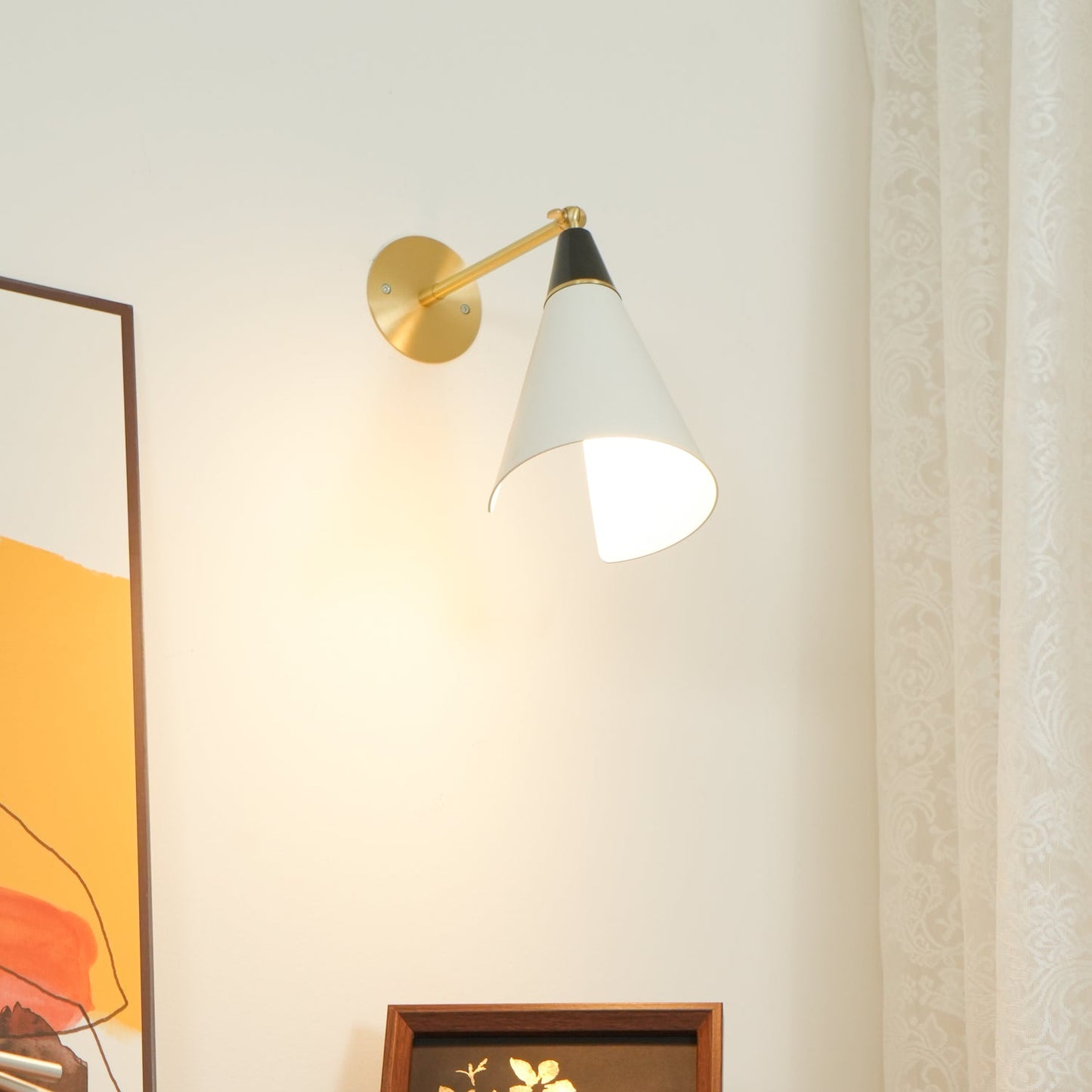 Magari Mid Century Wandleuchte Messing Schwenkbar