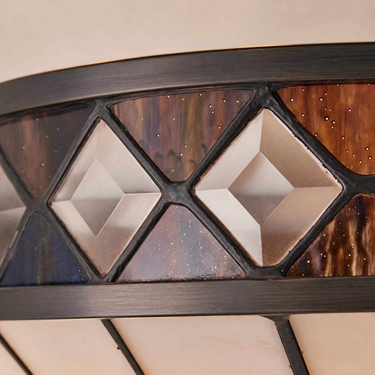 TF Fargo Art-Deco-Wandleuchte mit Rautenmuster – Glaswandleuchte für Flur und Schlafzimmer