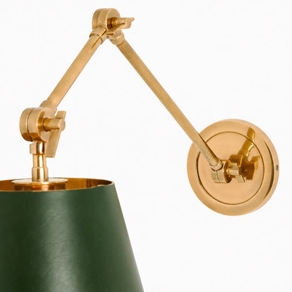 Foldray Scalloped Task Sconce – Wandleuchte aus Leder für Zuhause