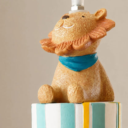 Lion blue gift box shade and character detail