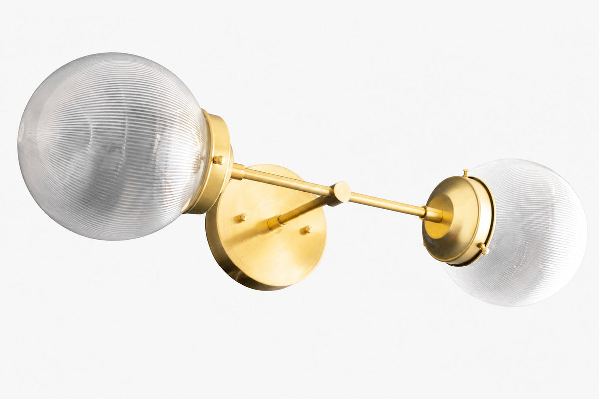 Lumio Globe Vielseitige Wandleuchte für den Waschtisch – dimmbares Licht für Badezimmer und Flur