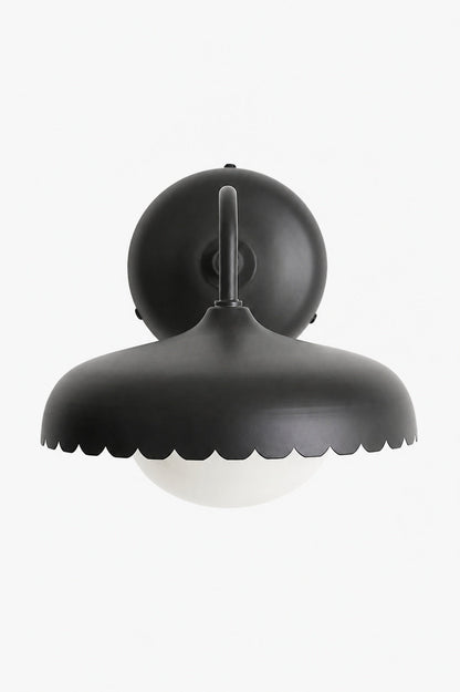 Rayla ScallopEdge Wandleuchte - Moderne Metall Außen Lampe für Terrasse, Balkon oder Veranda