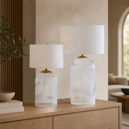 Bravira Strukturierte Glas Tischlampe mit klarer Leinen Schirm in zeitgemäßem Design für Wohnzimmer oder Homeoffice