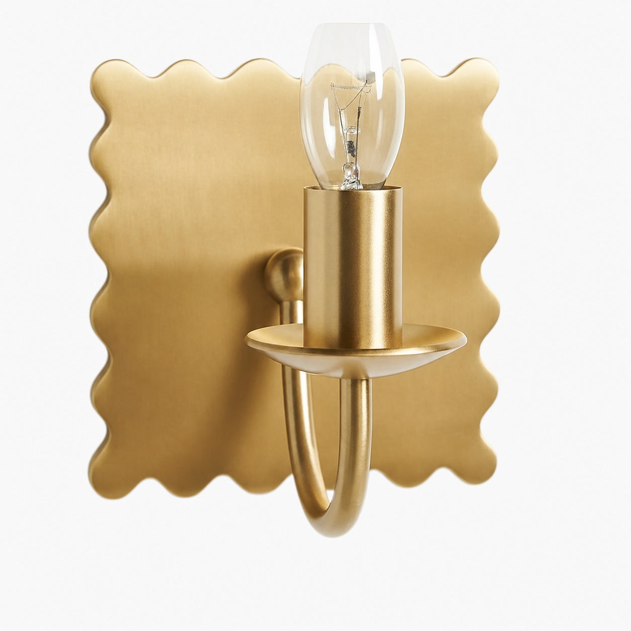 Modo Decorative Wall Light – Modern Wavy Metal Wall Sconce for Bedrooms and Hallways