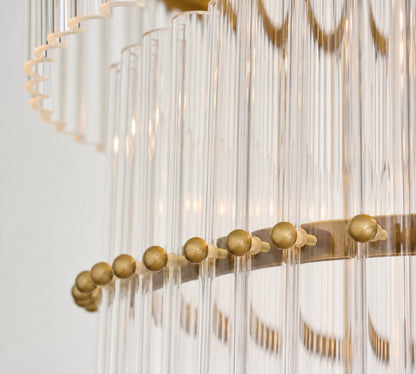 Lumora Kristall-Pendelleuchte – Elegantes Trommelmessing und geschliffenes Glas