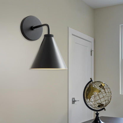 Retro-Wandleuchte aus Metall im Kegeldesign mit klassischem Design